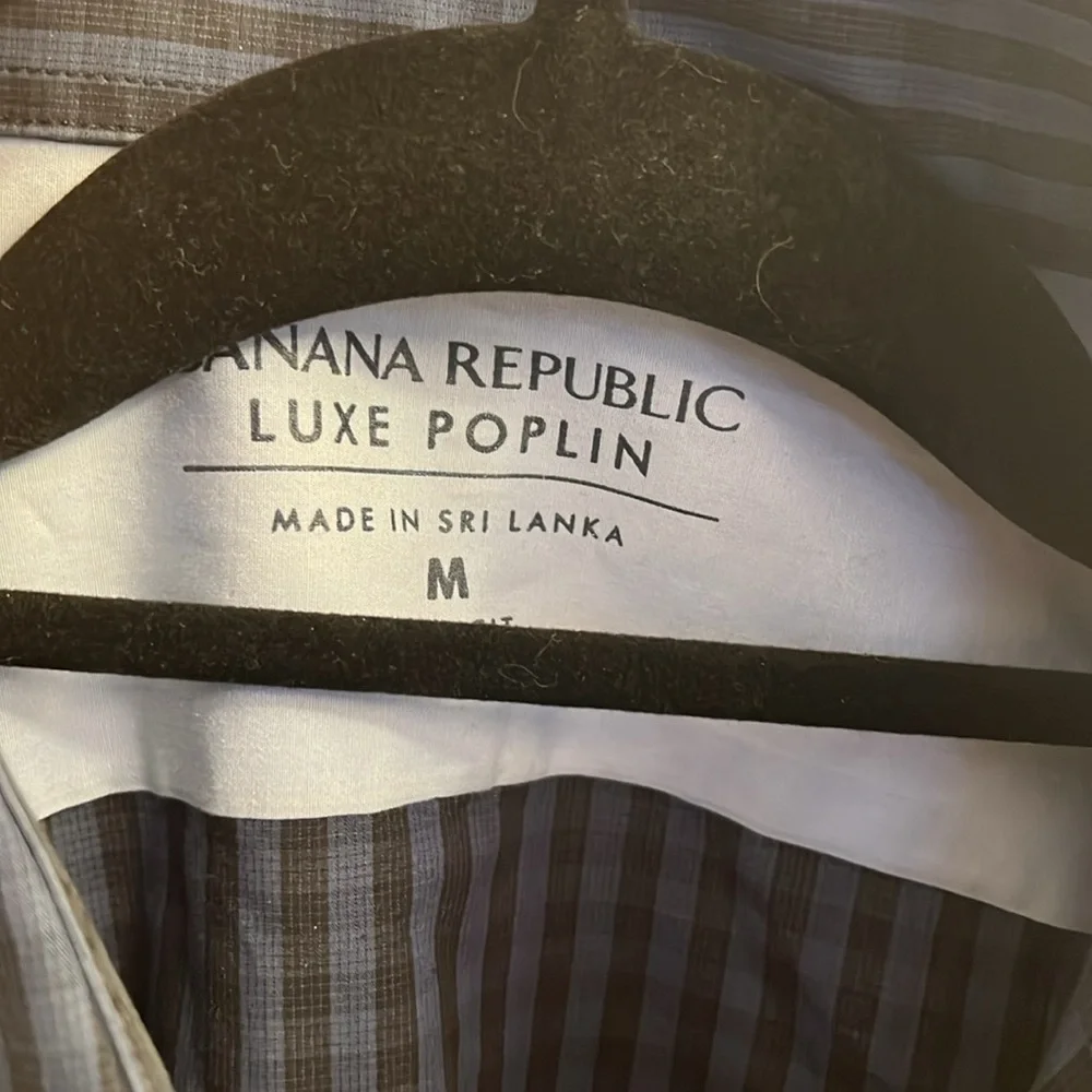 Banana Republic Luxe Poplin Buffalo Check Button Down Shirt